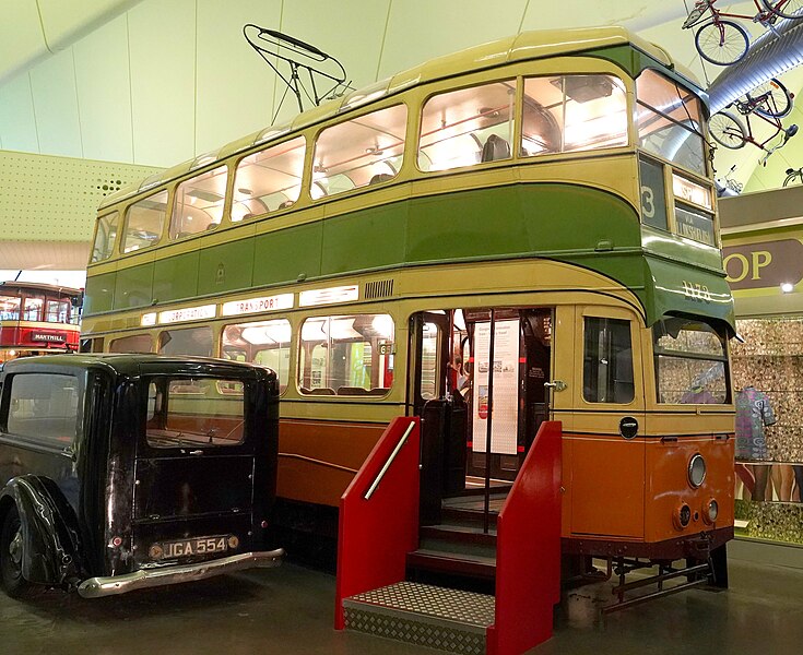 File:1173 1937 Glasgow CoronationTram.jpg
